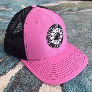 Mountain Glass Arts adjustable trucker cap hat